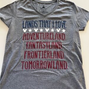 Disneyland Parks Gray Lands That I Love Women's Short Sleeve Tee Size: L